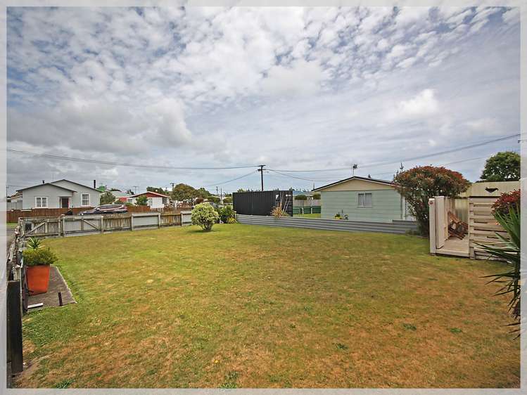 47 Edinburgh Terrace Foxton Beach_17