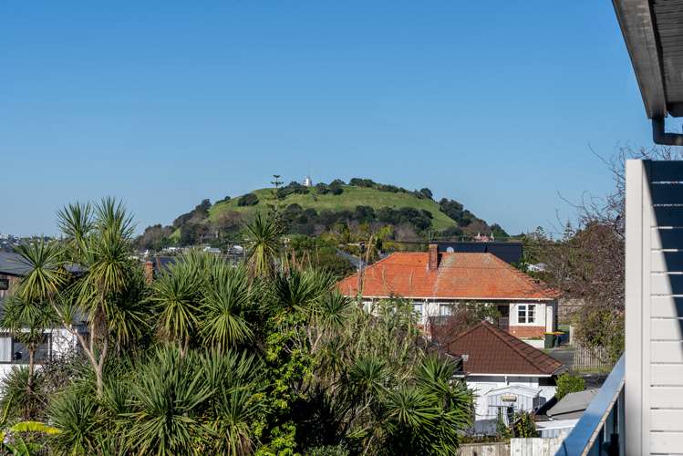 5/77 Old Lake Road Narrow Neck_12