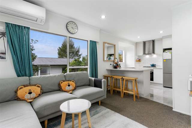 2/8 Tusac Place Totara Vale_4