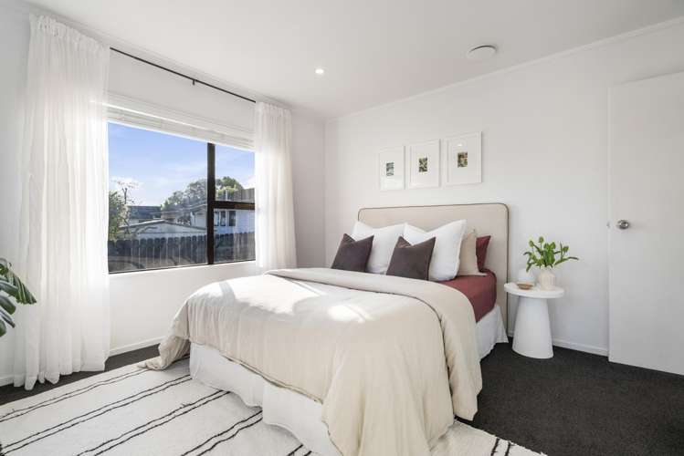 2/21 Gosford Drive Botany Downs_13