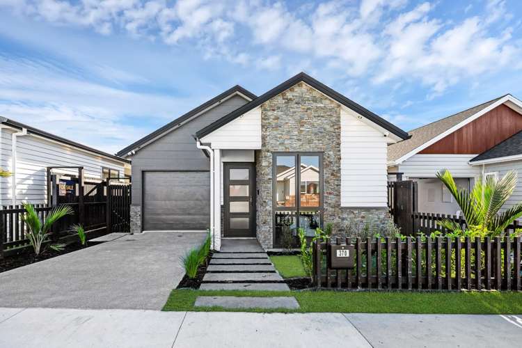 370 Te Taruna Drive Milldale_1
