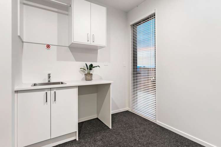 55 Puwha Street Massey_15