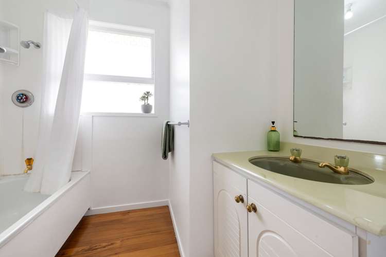 10 Pamela Place Deanwell_12