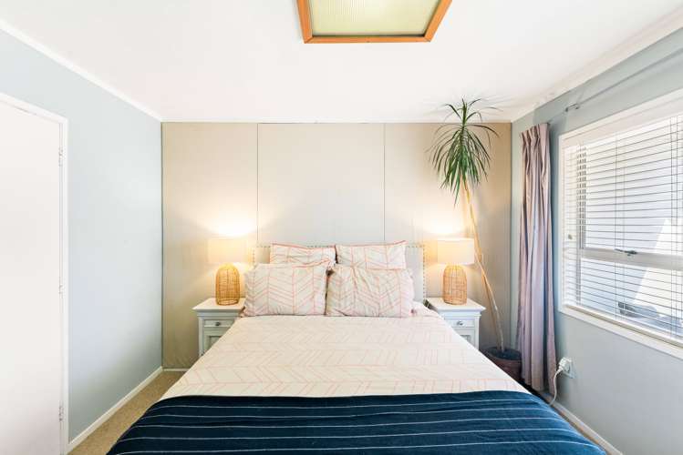 1/4 Wickstead Place Massey_16