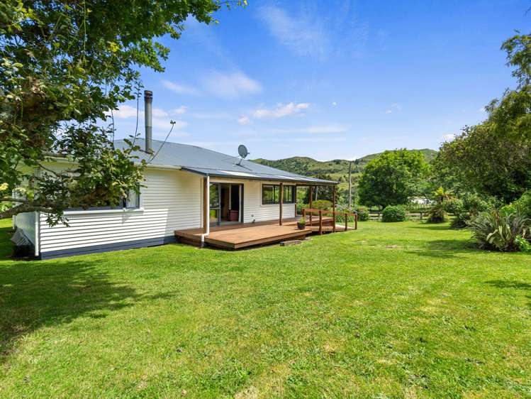 946 Limeworks Loop Road Te Pahu_17