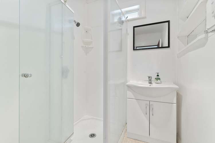 13 Hilton Road Carterton_12