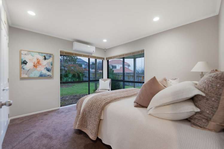 8 Chiania Place_4