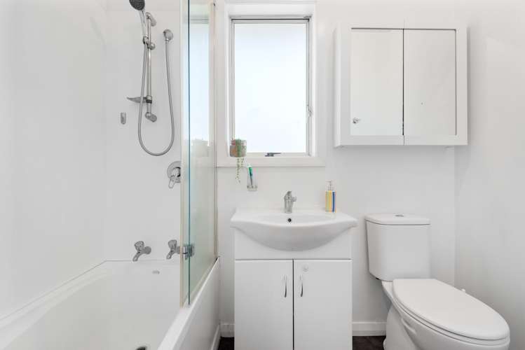 7 Rentons Road Mosgiel_16