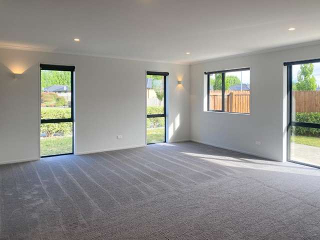 77 Sir John McKenzie Avenue Yaldhurst_3