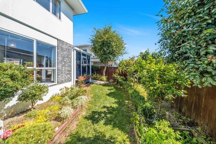 2/47 Orangewood Drive Northpark_35