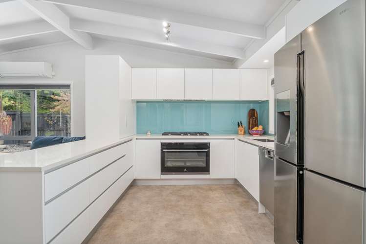 3 Ocean Beach Road Tairua_19