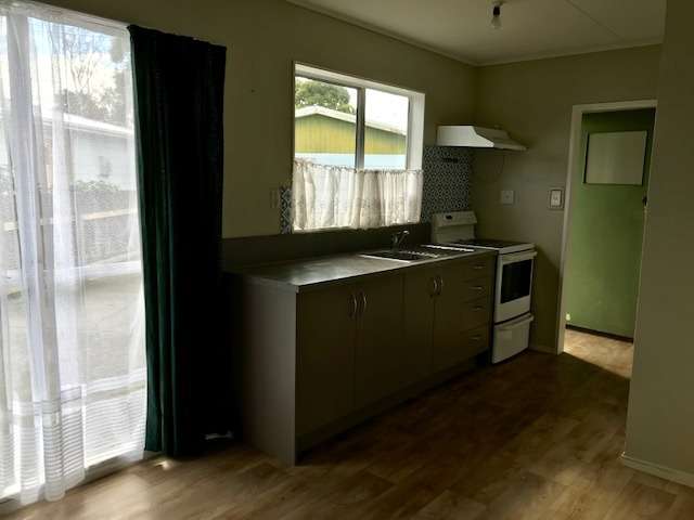 6 Palgrave Avenue 10480_2