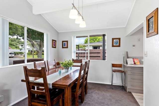 141 California Drive Totara Park_4