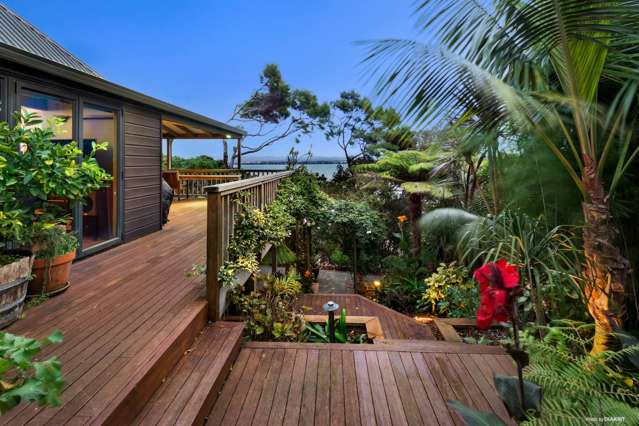 7 Poaka Place Beach Haven_4