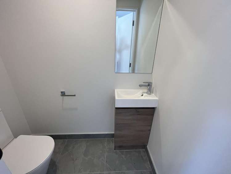 14/241 Don Buck Road 11410_17