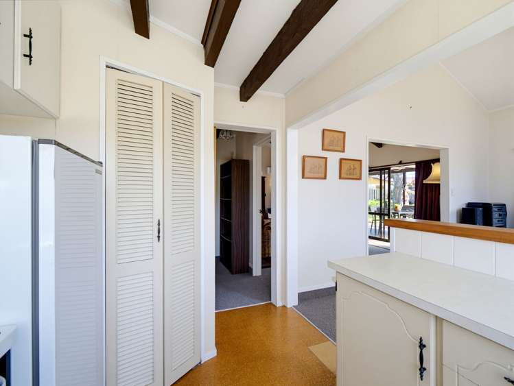 8 Swansea Place Tamatea_4