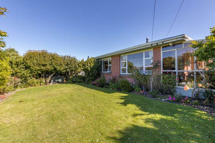 11 Clayton Road Amberley_21