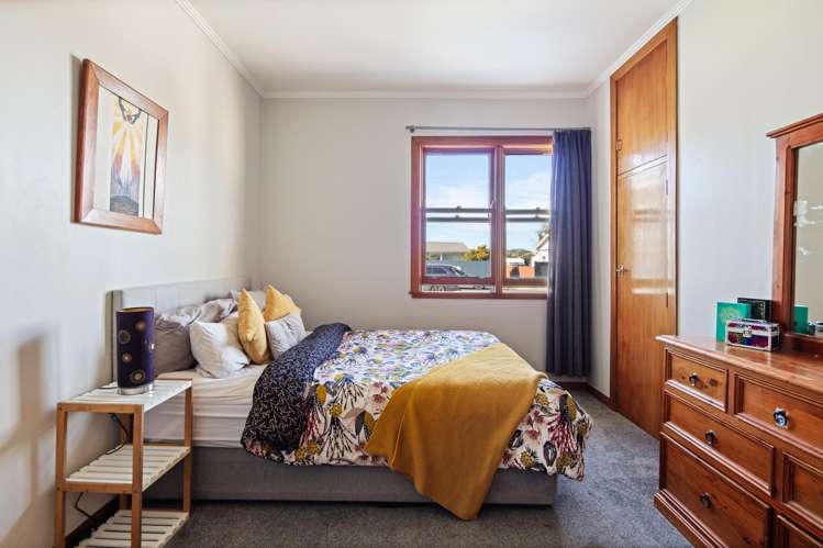 21 Queens Road Elgin_13