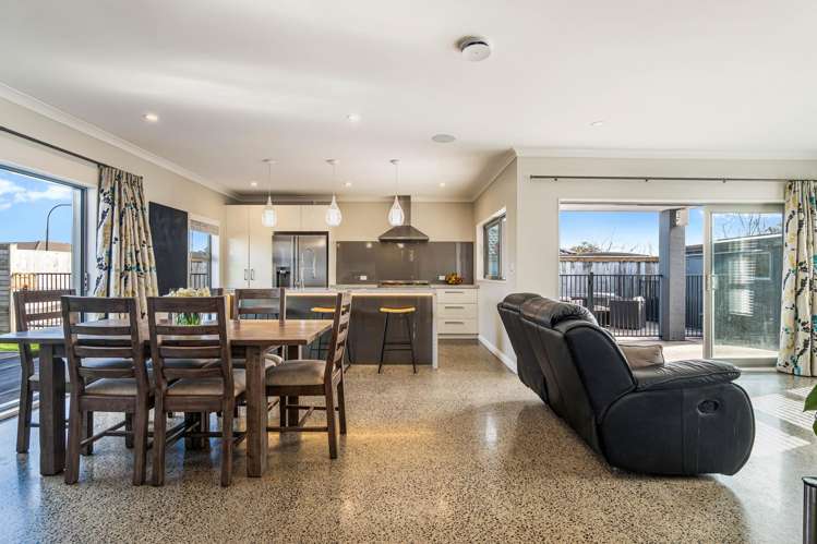 36 Gilbransen Road Kumeu_15