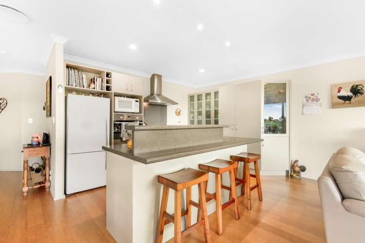 14 Stranraer Crescent Wattle Downs_3