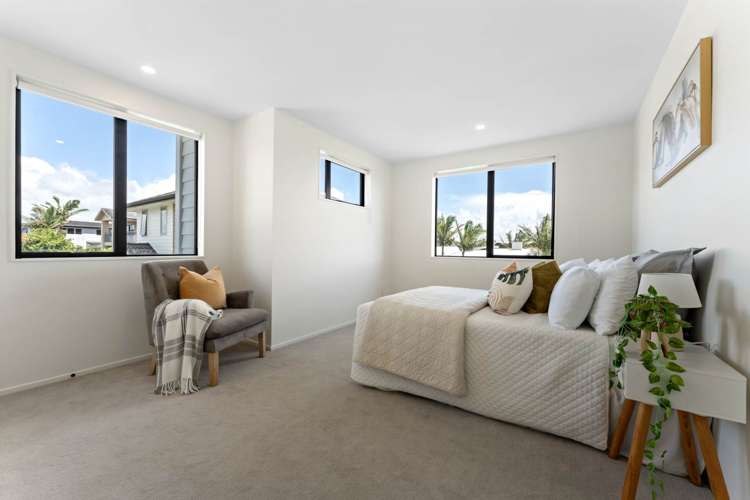 14 Matau Rise Te Atatu Peninsula_21