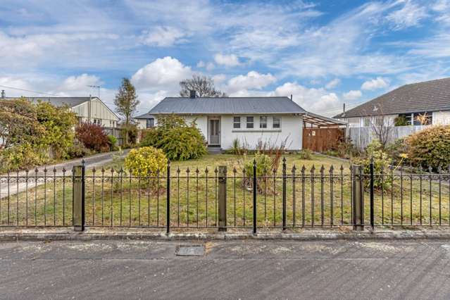 25 Merrington Crescent Aranui_1