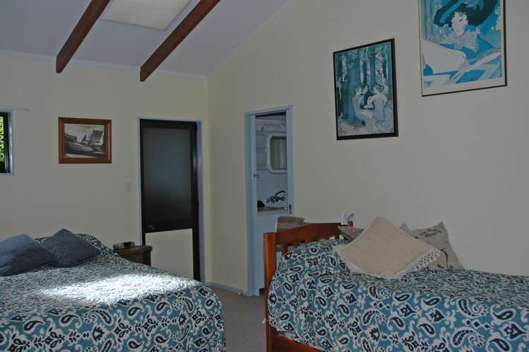 123 Mapara Road Acacia Bay_15