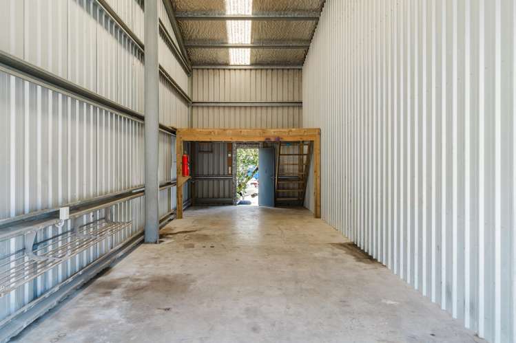 F2, 11 Te Tahi Street_0