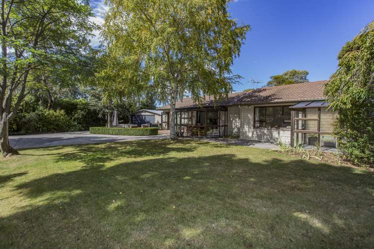 3 Woodfield Place Woodend_17