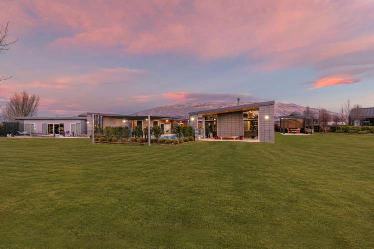 23 Mountain View Drive Wanaka_0