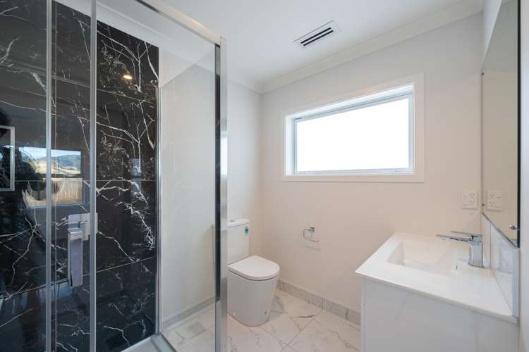 55 Crompton Avenue Churton Park_16