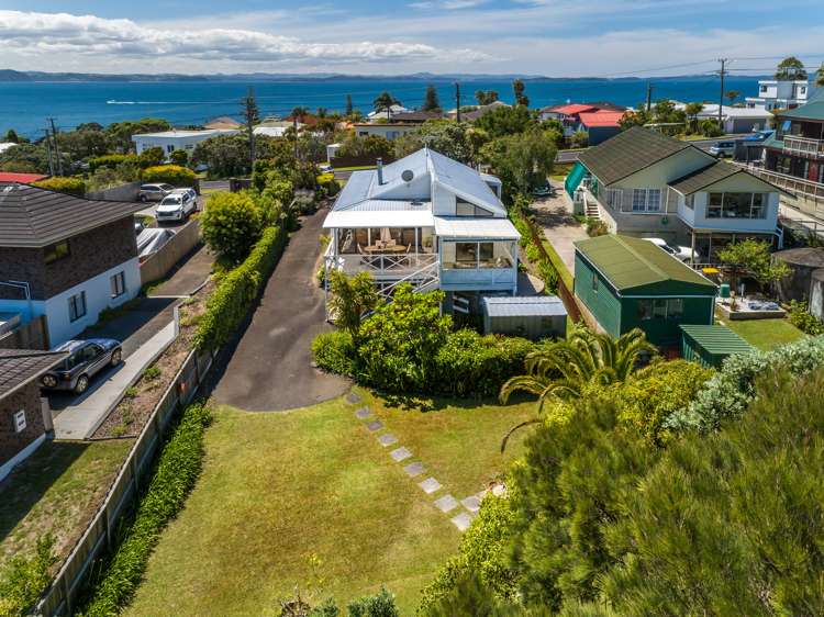 1309 Whangaparaoa Road Army Bay_20