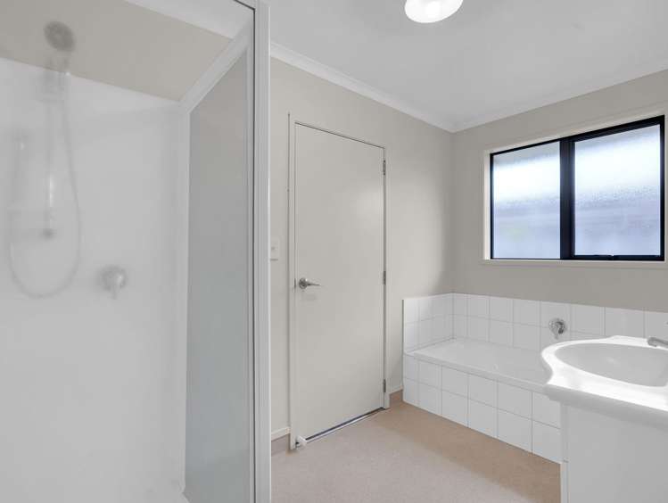 132 Brookfield Street Hamilton East_12