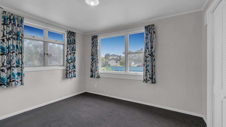21 Holton Road Amberley_7