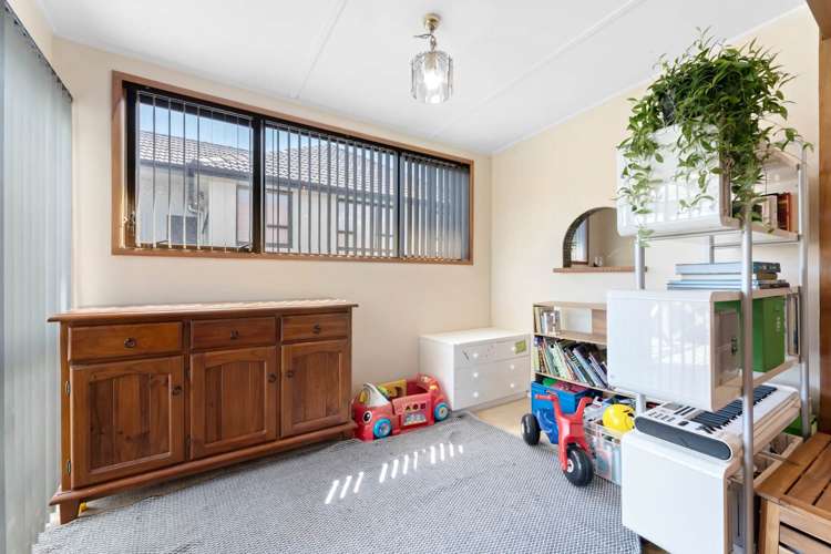 70 Arawa Street New Lynn_16