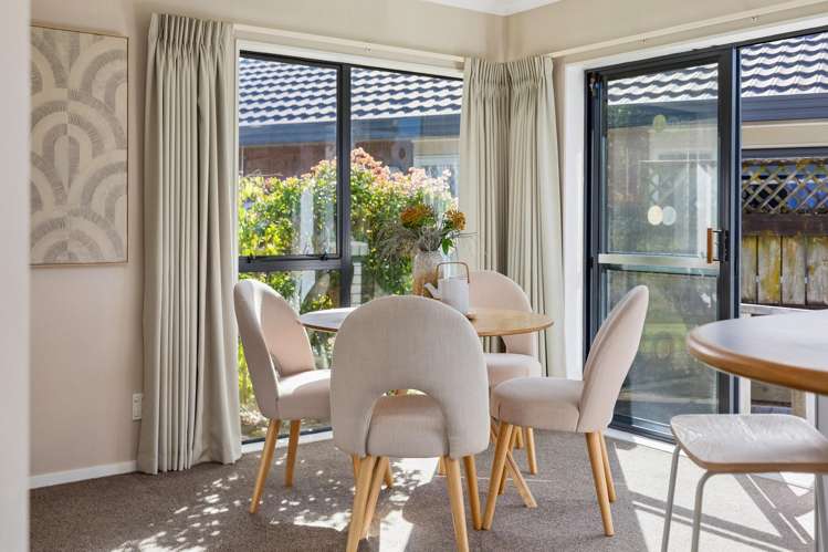 39 Luculia Drive_5