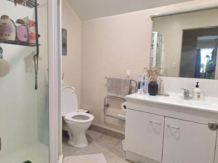 26B Holly Street 10016_12