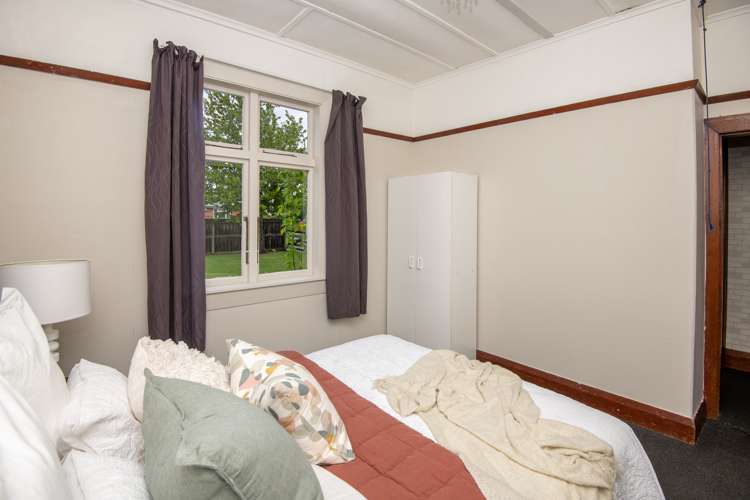 102 Middle Road Allenton_12