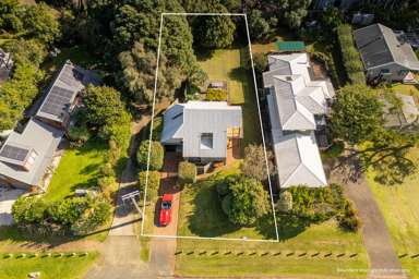 28 Hahei Beach Road_1