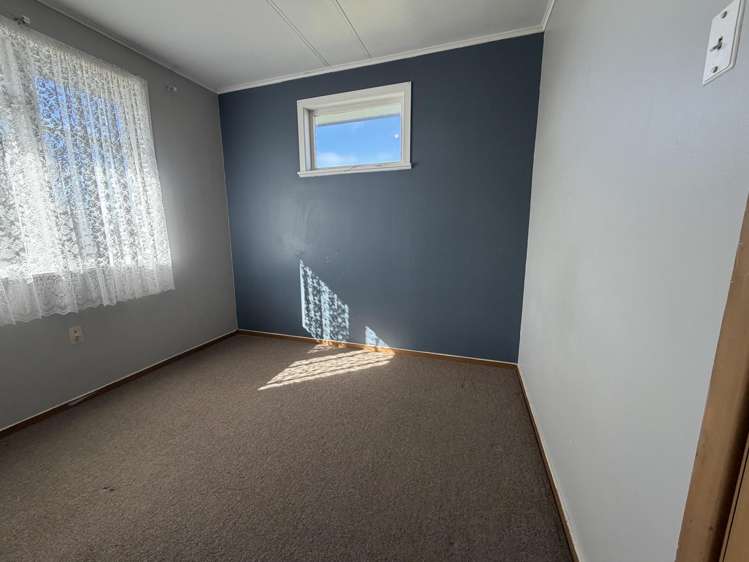 2 Ranfurly Street Waitara_12