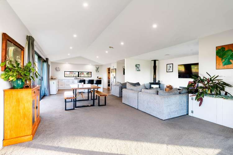 1370 Te Kawa Road Te Kawa_12