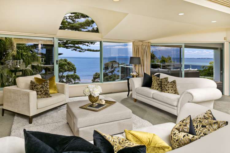 32 Whitby Crescent Mairangi Bay_10