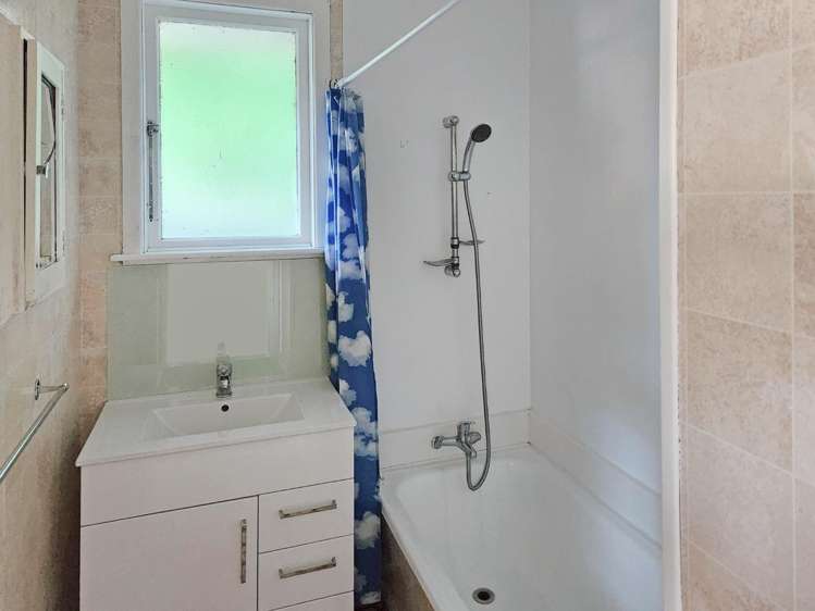 14 Thomson Grove 1350_10