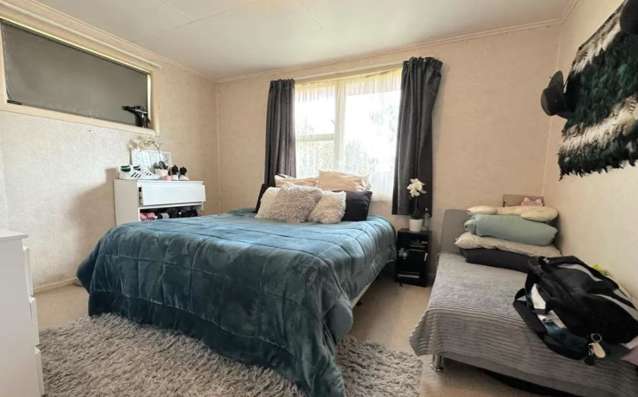 5 Takahe Place 11139_3