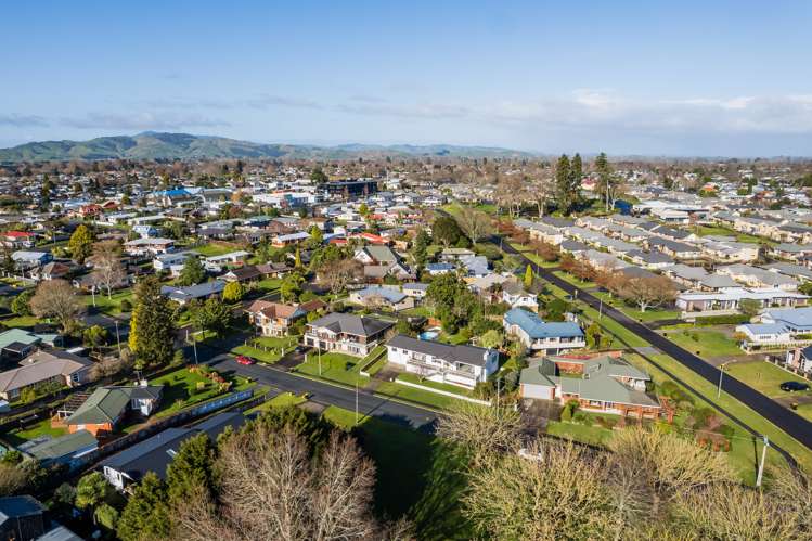 4 Byron Street Leamington_14