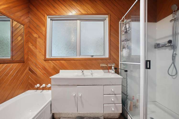 85 Glengarry Road Glen Eden_18