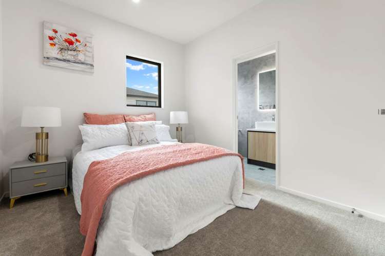 10 Sagitta Drive Flat Bush_5