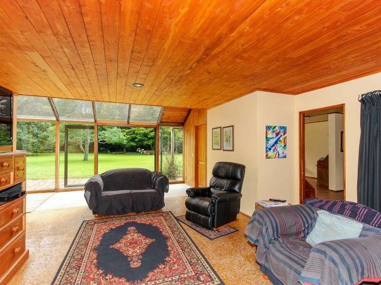 1059 Mountain Road Inglewood_16