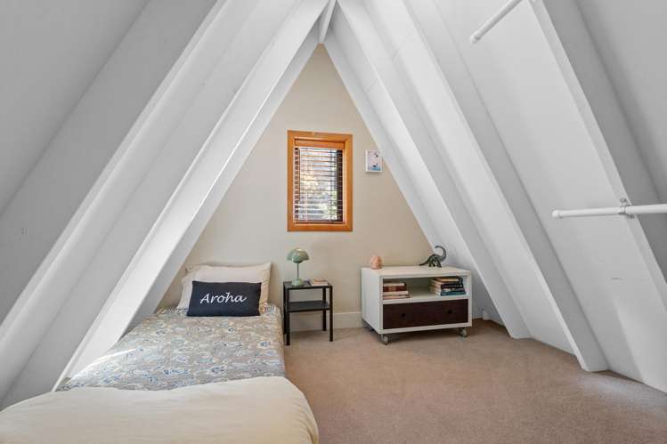 10 Tuawera Terrace Clifton_19