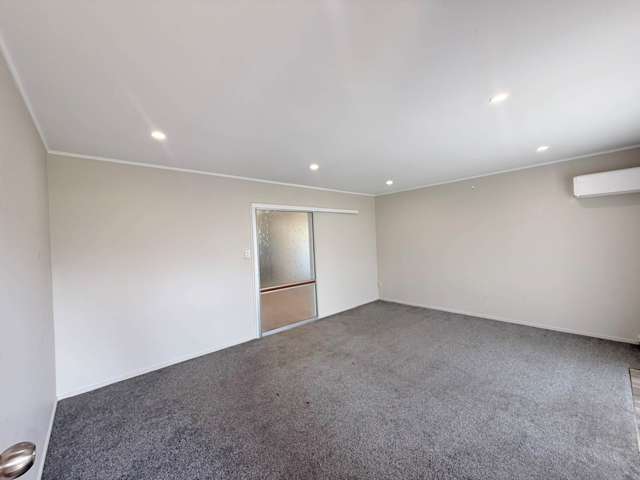 2/68 Victoria Road Papatoetoe_1